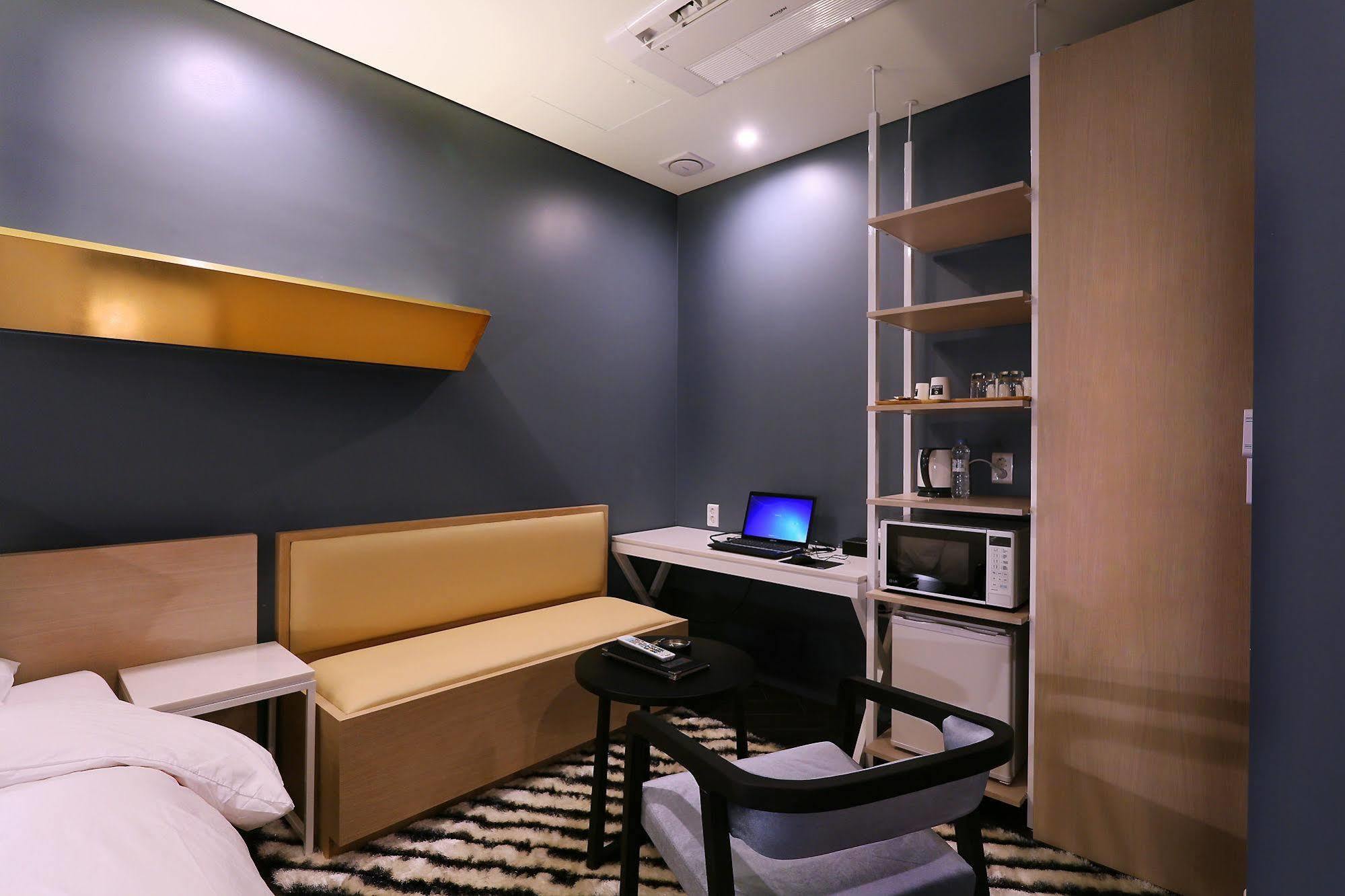 Circle Hotel Incheon Extérieur photo