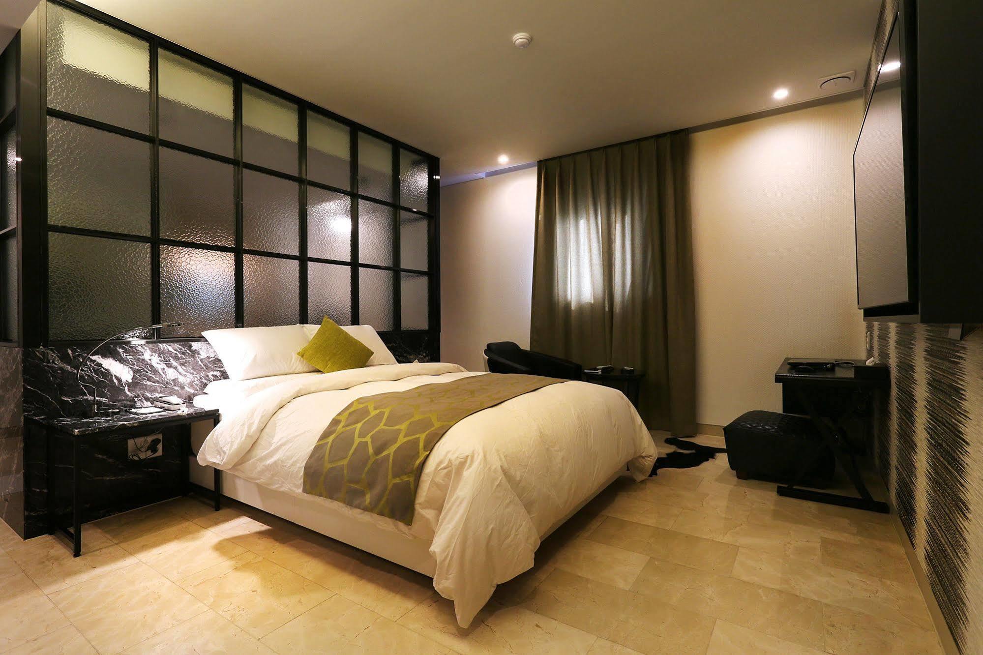 Circle Hotel Incheon Extérieur photo