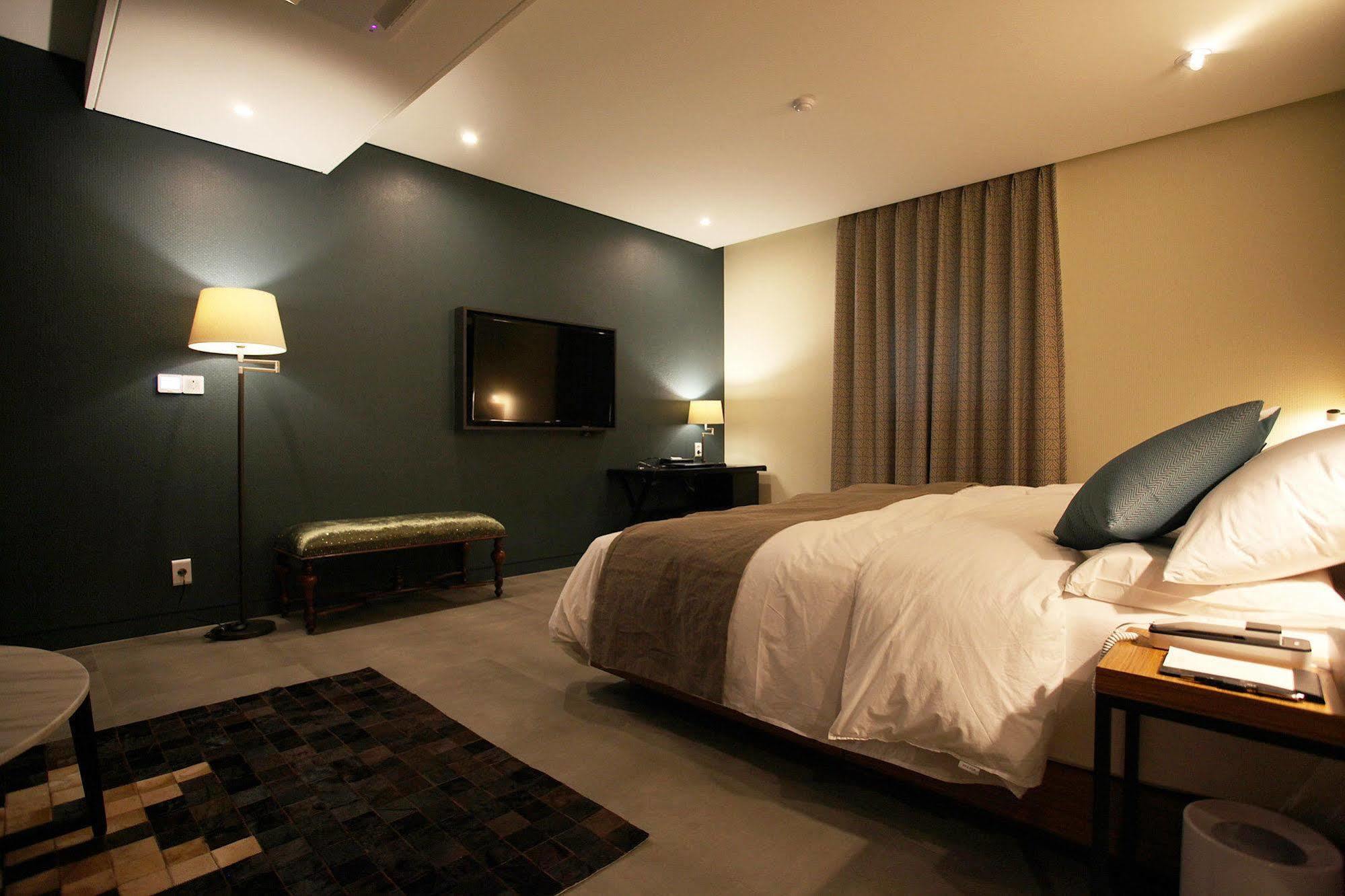 Circle Hotel Incheon Extérieur photo